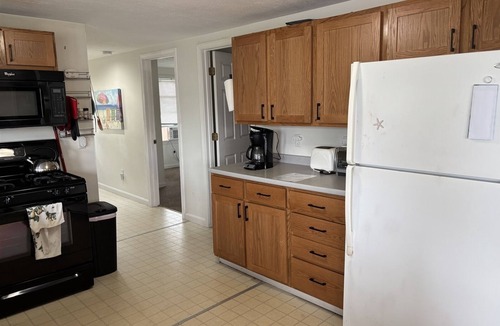 Southern Coast Cottage | Macris - Saco Bay Rentals