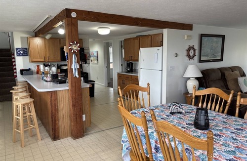 Southern Coast Cottage | Macris - Saco Bay Rentals