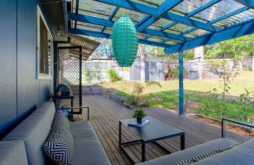 Macmasters Beach House | Macs Beach Bungalow S