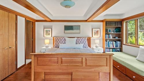 Warren Ski Chalet | MAD MEADOWS chalet