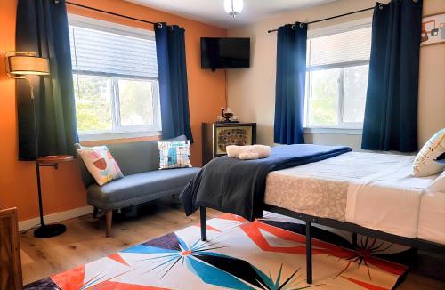 Southeast Salem Apartment | Mad Men