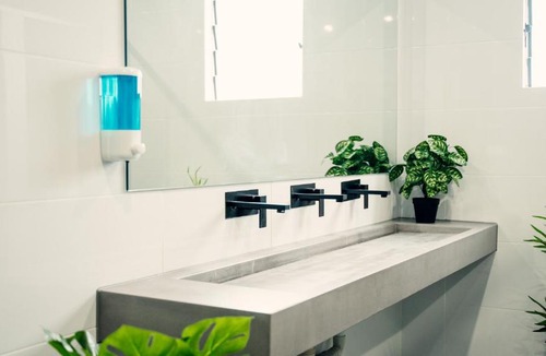 Melbourne Central Business District Hostel | Mad Monkey Melbourne