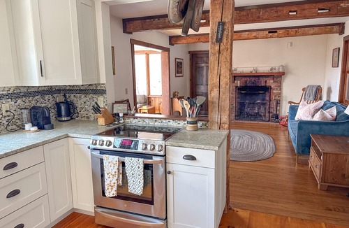 Warren House | Mad Mountain Meadows - Stunning Mountain Views!