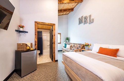 Waitsfield Hotel | Mad River Lodge