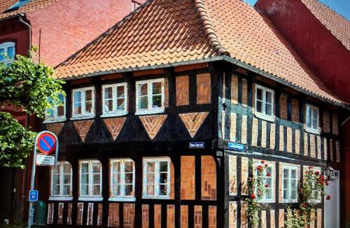 Assens House | Madam Bundsens Huse
