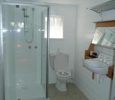 Clunes Villa | Madam Saddler - On Fraser Clunes