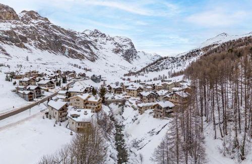 Le Fornet Ski Chalet | Madame Vacances Chalet Les Sources de l'Isère