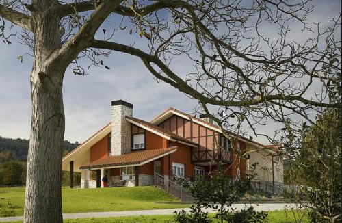 Lezama House | Madarian