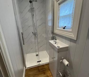 Redbrook House | Maddoc's Hut - Herefordshire