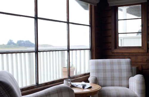 Jenner Hotel | Madeira House