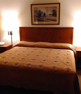 Madelia Hotel | Madelia Hotel & Suites
