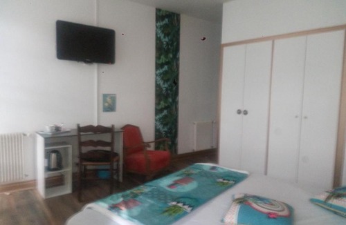 Pays-de-Belves Bed & Breakfast | Madelon IV