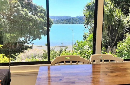 Whangaroa House | Madhuban - Waterfront in Whangaroa