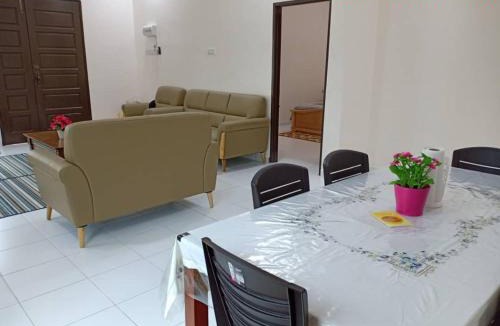 Guar Chempedak House | Madiena Homestay