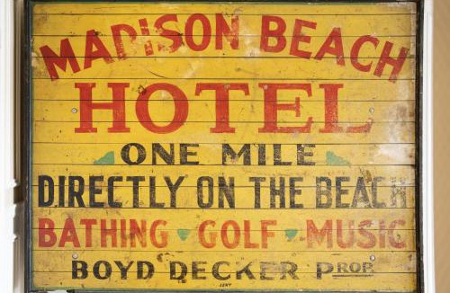 Madison Center Hotel | Madison Beach Hotel, Curio Collection by Hilton