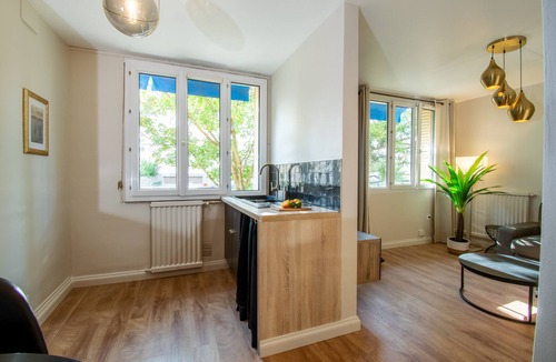 Leon Blum - Bon Coin Apartment | Madison Suite - Check in H24
