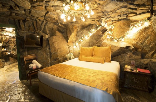 San Luis Obispo Hotel | Madonna Inn