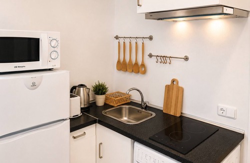 Barrio de La Latina Apartment | Madrid de los Austrias I-Apartment in Historical Madrid
