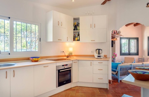 Tossa de Mar Villa | Madroños Danlux Invest. Rustic house