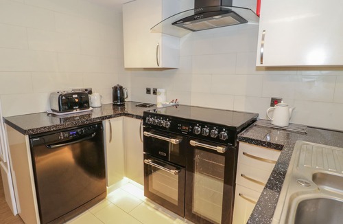 Saint Asaph Cottage | Maes Elwy