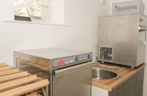 Saint Asaph Cottage | Maes Elwy