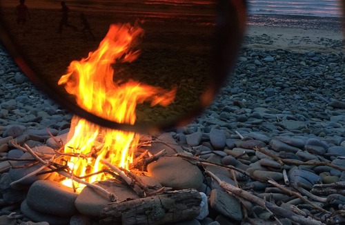 Llanllwchaiarn House | Maes y Môr apartment