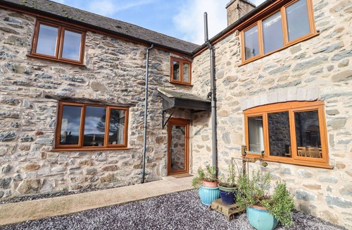 Ruthin Cottage | Maestyddyn Farm House