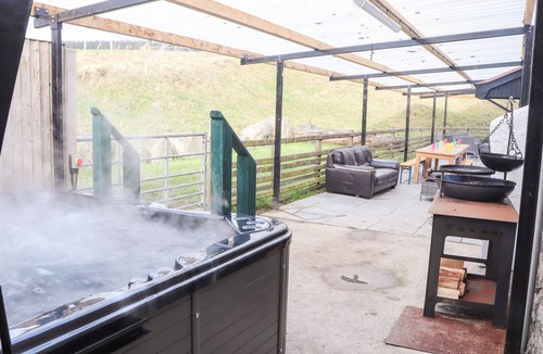 Ruthin Cottage | Maestyddyn Farm House