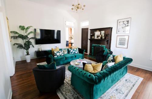 The Nations House | Magazine Featured 1890s Home, Pets, Yard, 8min-DT