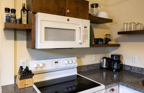 Market District Condo | Magenta 1BR | Easy Entry | Pet-Friendly