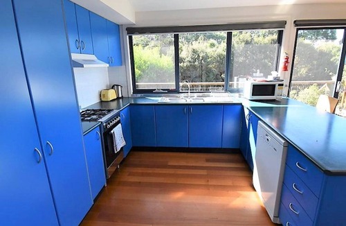 Walkerville South House | Magic Beach House - Sensational Views