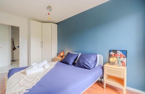 Chanteloup-en-Brie Apartment | Magic Bricks Disney à 10 min 7 personnes Terrasse Billard Parking Arrivée autonome