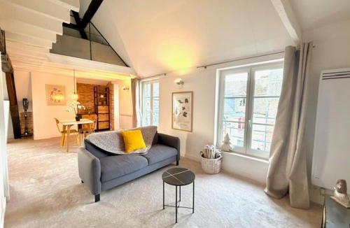 Laon Apartment | Magic Cathedrale