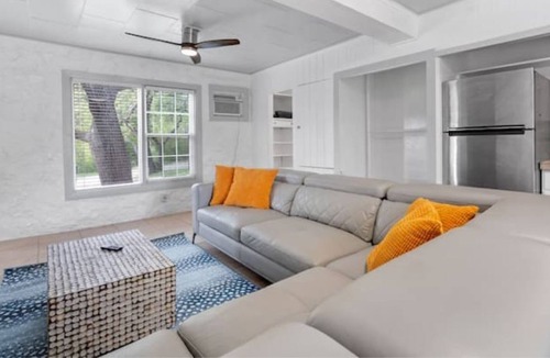 Summit At West Rim On Mount Larson Cabin | Magic Cottage Overlooking Lake Austin