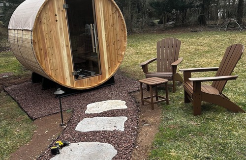 Princeton House | Magic Escape 4 BR Spacious Fully Fenced Backyard with Sauna