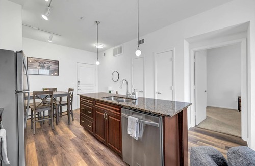 North Burnet Apartment | Magic Haven @ The Domain - ATX