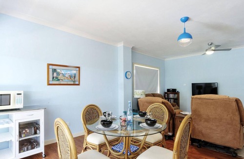 Tea Gardens House | Magic Moments Engel Street