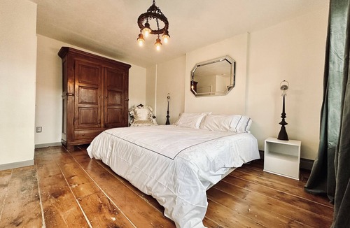 Newburgh House | Magic Oasis in Newburgh