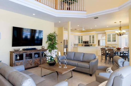 Pelican House | Magic Sunset - Luxurious Vacation Home with Gulf