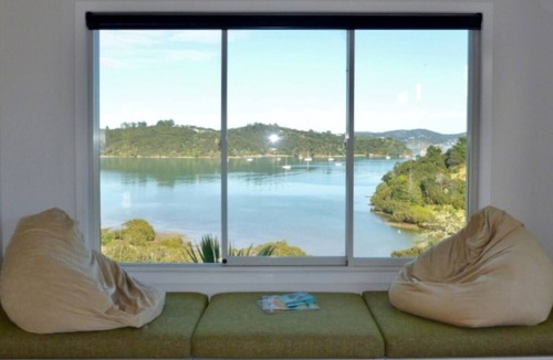 Russell House | Magic Water Views Russell