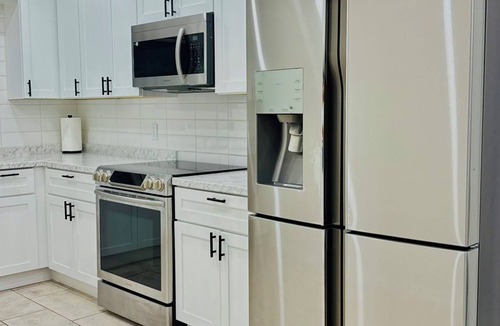 Poinciana Apartment | Magical 1BedRoom– Modern & Cozy