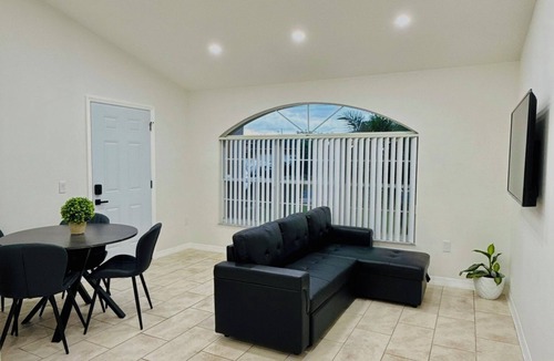 Poinciana Apartment | Magical 1BedRoom– Modern & Cozy