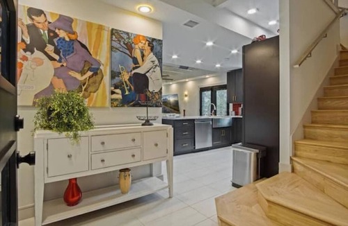 Midtown Apartment | Magical Condo in Midtown!