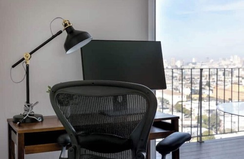 Dolores Heights Apartment | Magical, Panoramic Views and Rare Parking in Central SF, 20 Min to Downtown