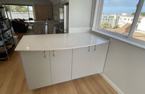 Marina District Apartment | Magical Penthouse Hideaway + Deck = 360' Views!