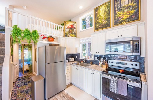 Forks Cabin | Magical Rainforest Tiny Home Retreat #25