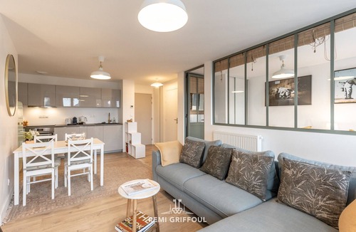 Honfleur Apartment | Magical Rooftop Views | Historic City Center | 2 guests