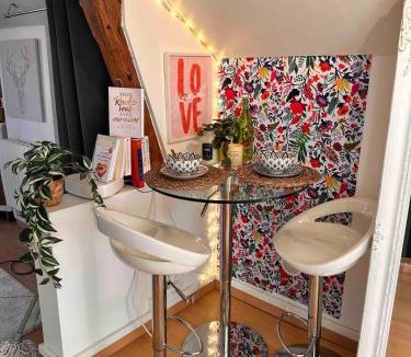 Enghien-les-Bains Apartment | Magical studio, good vibes