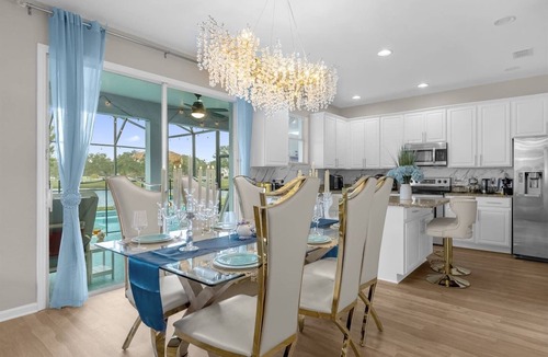 Trafalgar Village House | MagicalEverAfter Sleep17 Pvt Pool Game Rm LakeView