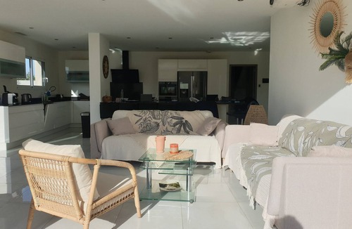 Villelongue-de-la-Salanque Villa | Magnificent villa with swimming pool 10 minutes from the beach.